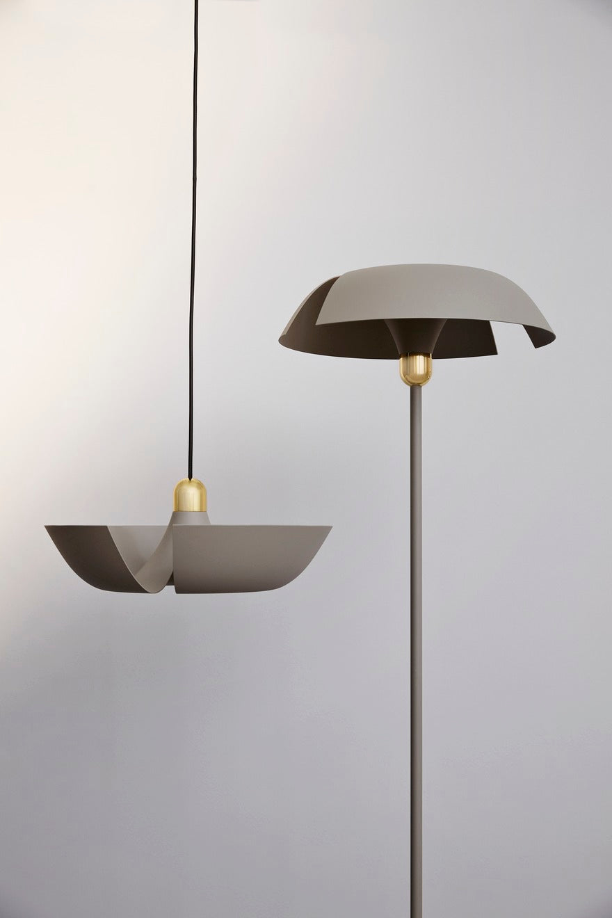 CYCNUS Floor Lamp, Taupe/Gold