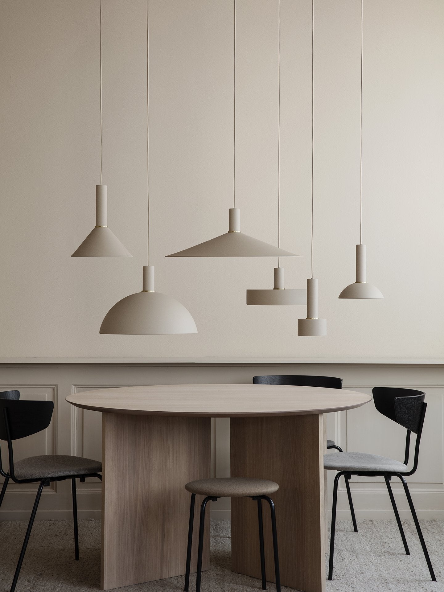Socket Pendant, High, Cashmere