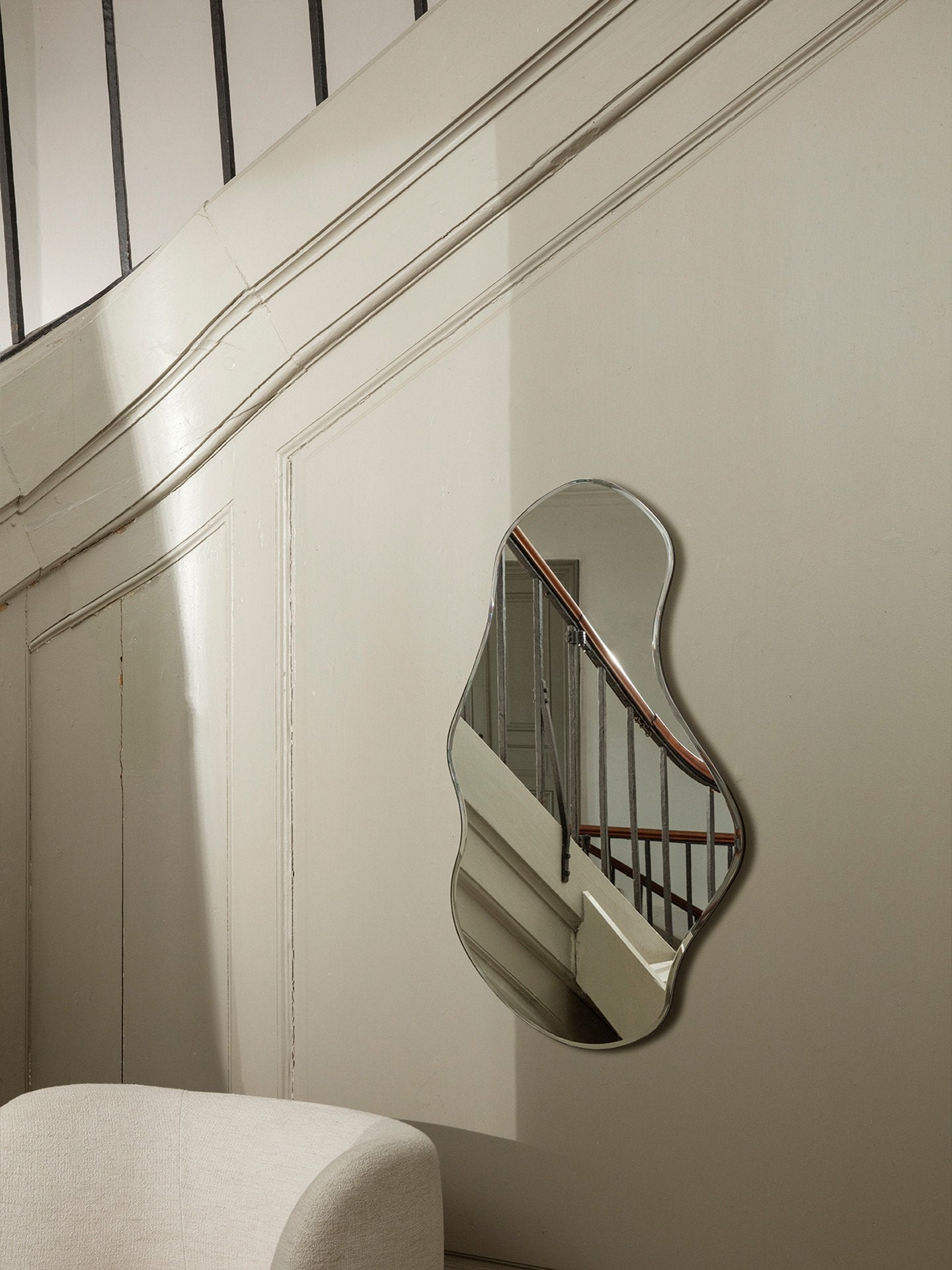 Pond Mirror - Large, Dark chrome