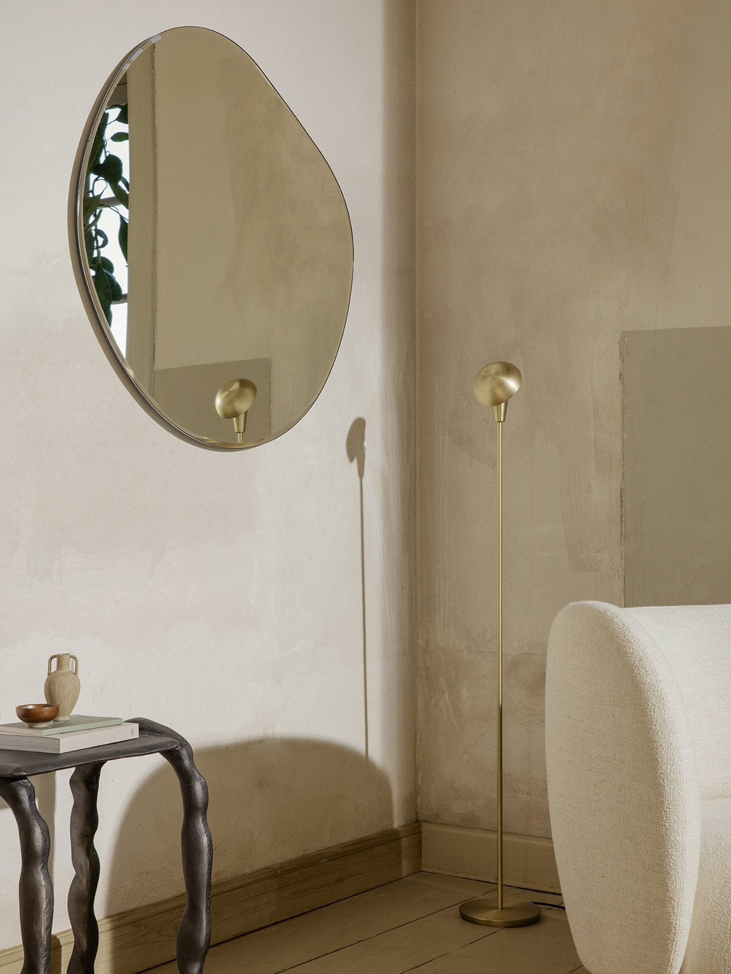 Pond Mirror - XL, Dark chrome