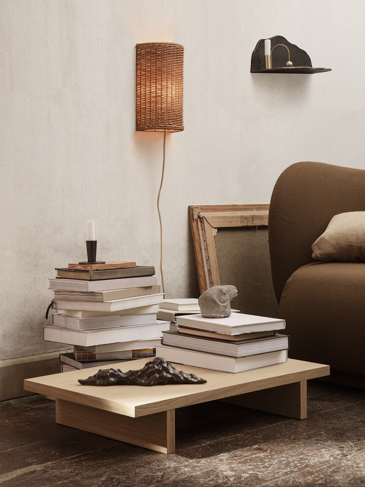 Kona Low Table, Natural Oak Veneer