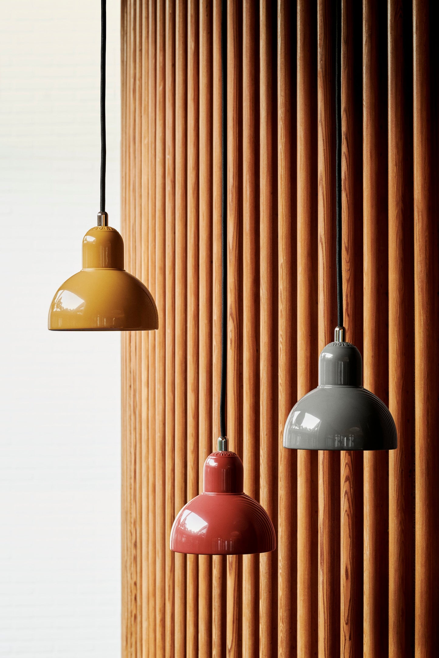 KAISER idell™ 6722-P, Russet Red