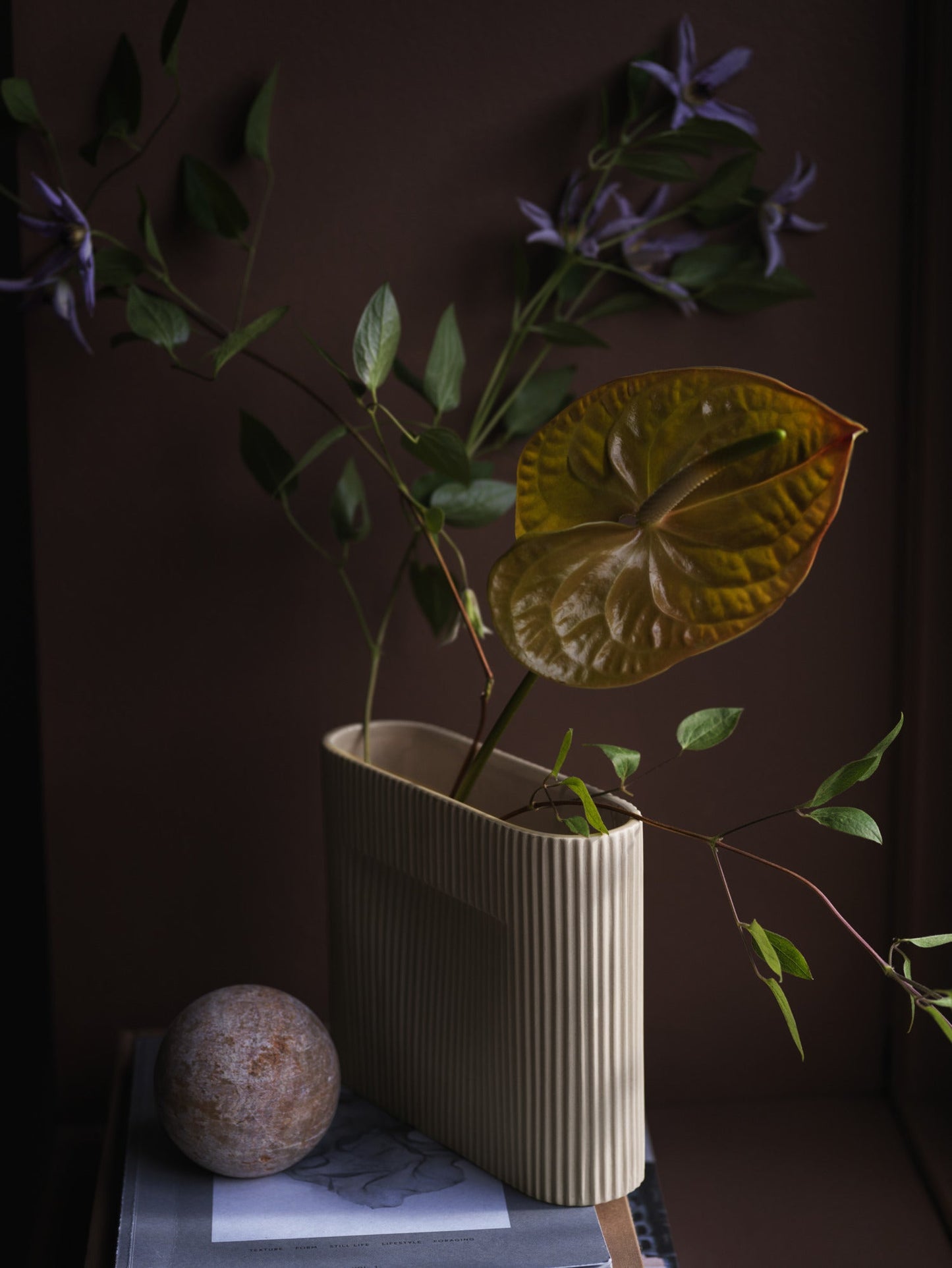 Ridge Vase H16,5, Beige