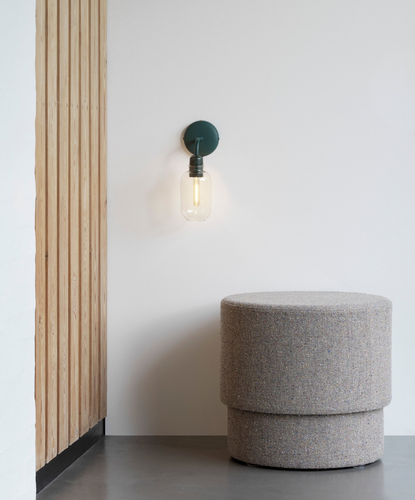 Amp Wall Lamp, Smoke/Black
