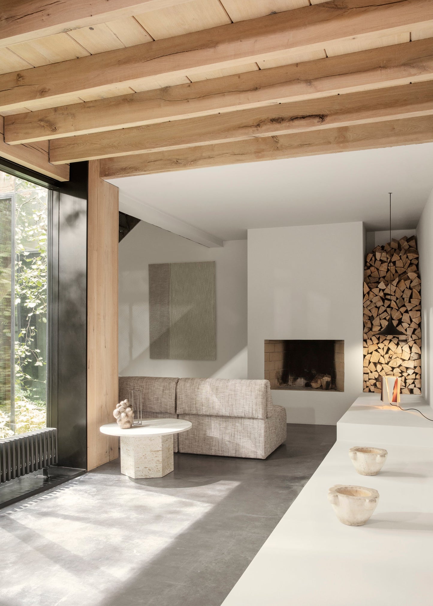 Epic Coffee Table - White Travertine, Ø80