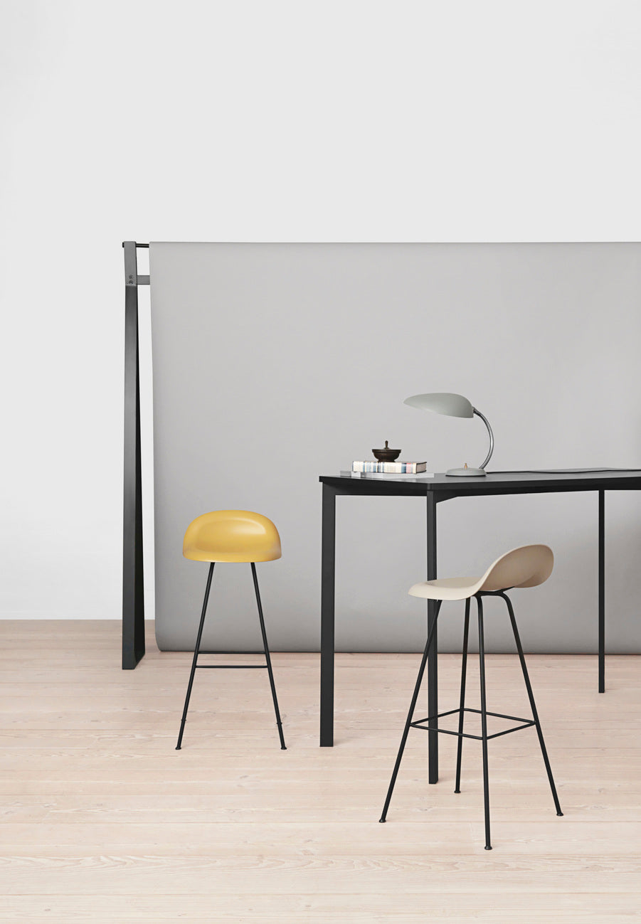 Cobra Table Lamp, Jet-Black