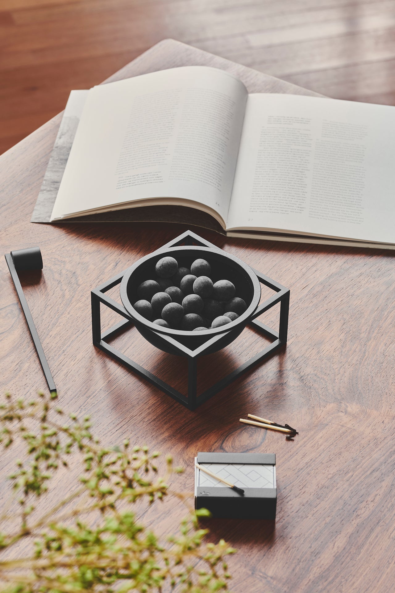 Kubus Bowl centerpiece small, white