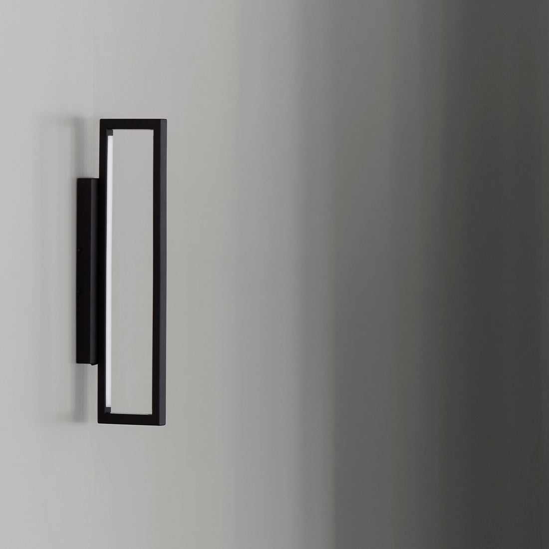 Rectangle Wall Lamp, Black
