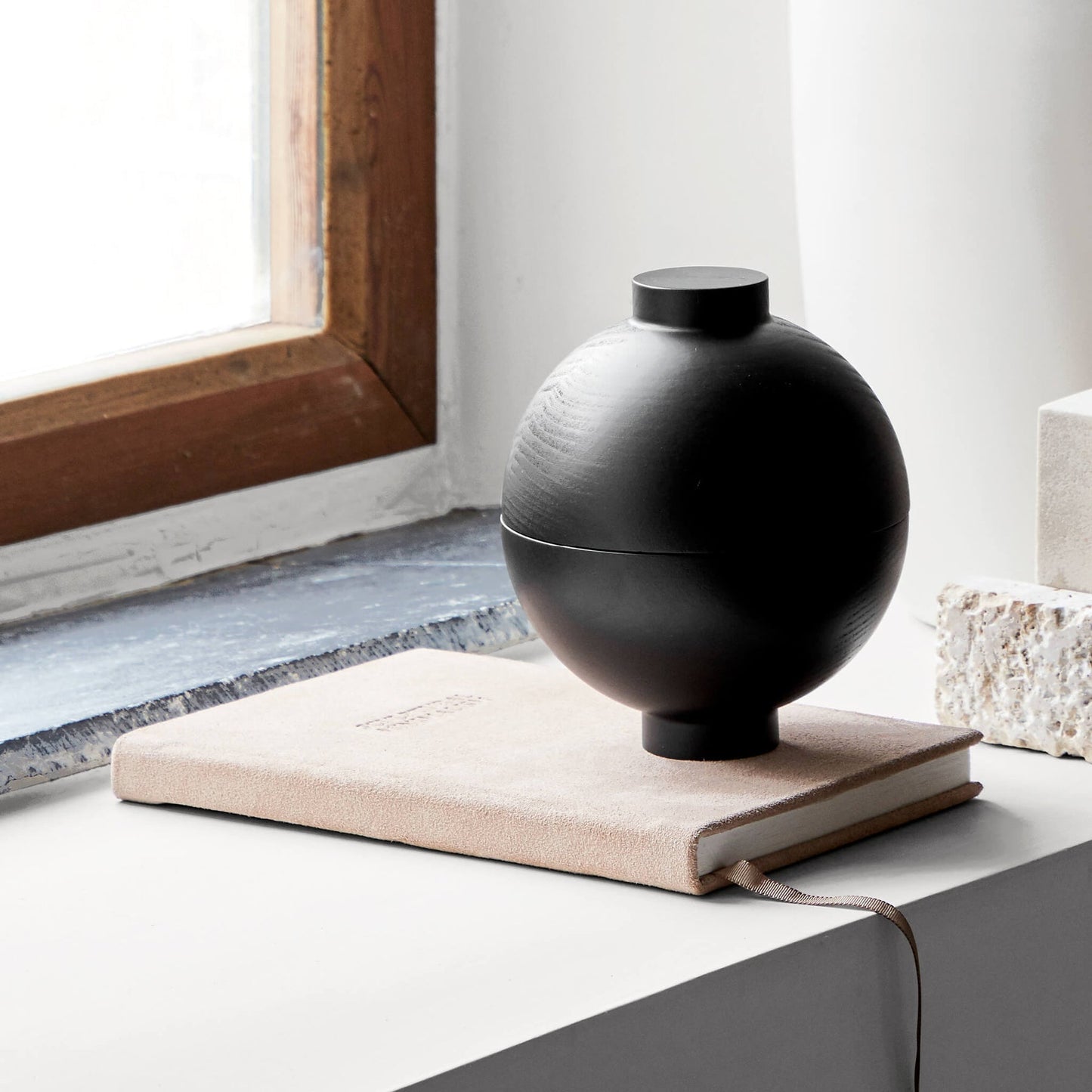 Wooden Sphere, Black