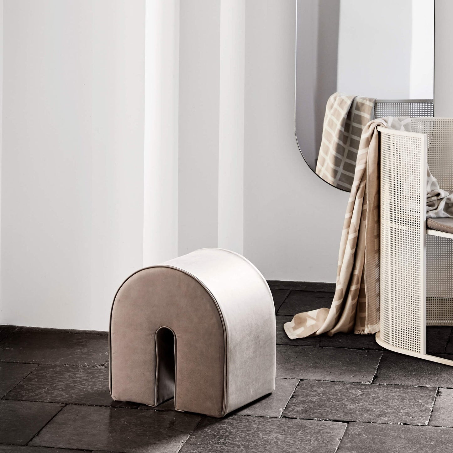 Curved Pouf, Light Brown/Light Brown