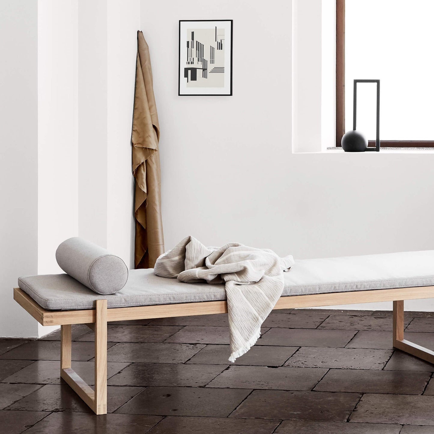 Dot Table Lamp, Black