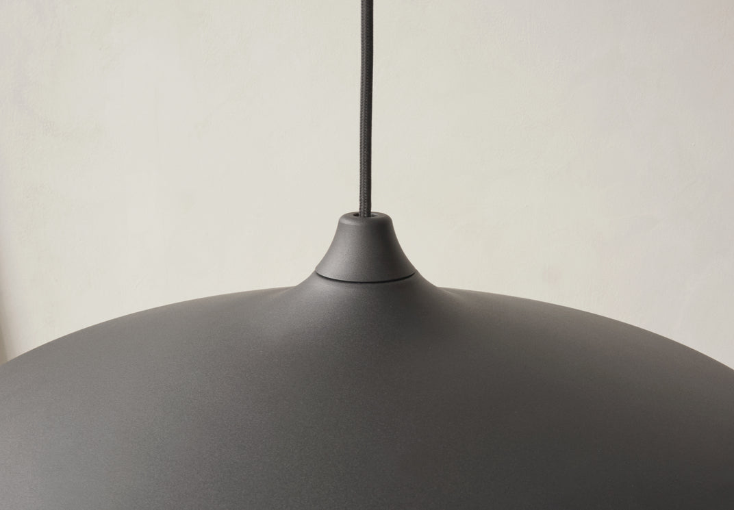 Circular Lamp, Black