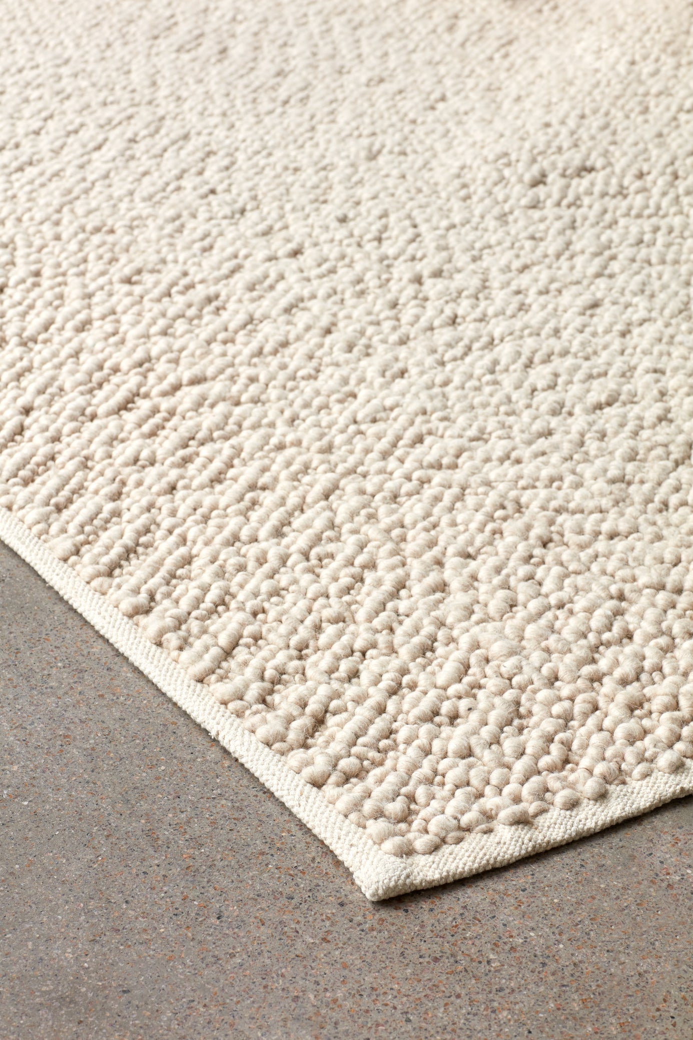 Gravel Rug, Ivory
