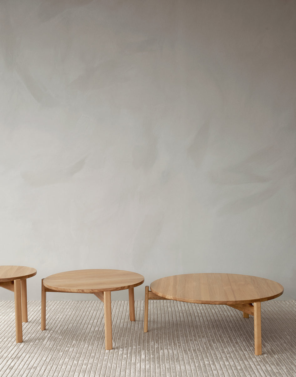 Passage Lounge Table, Ø90, Natural Oak