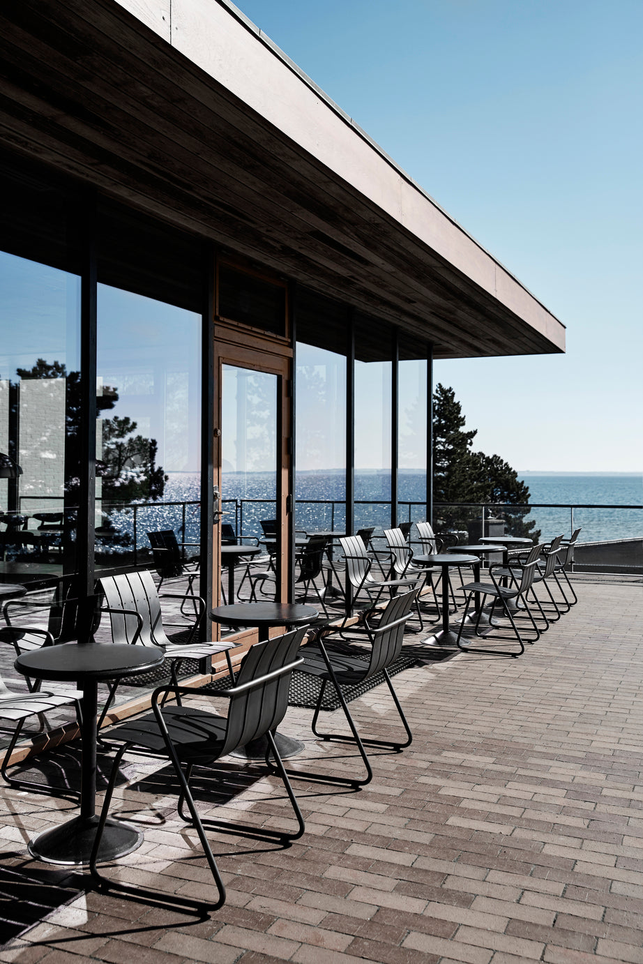 Ocean Chair, Black