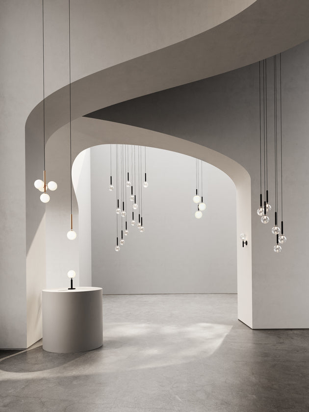 Miira 1 Large, Brass/opal white