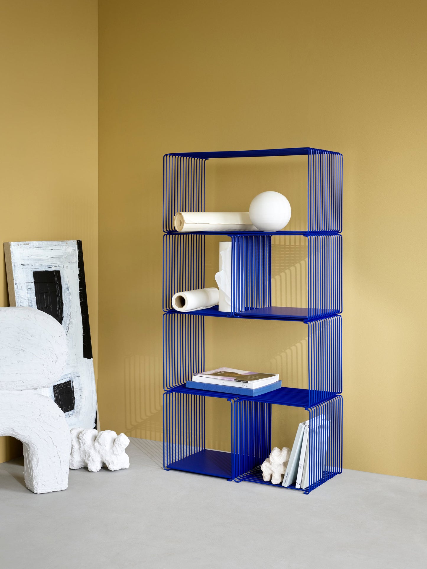Panton Wire Extended, Monarch