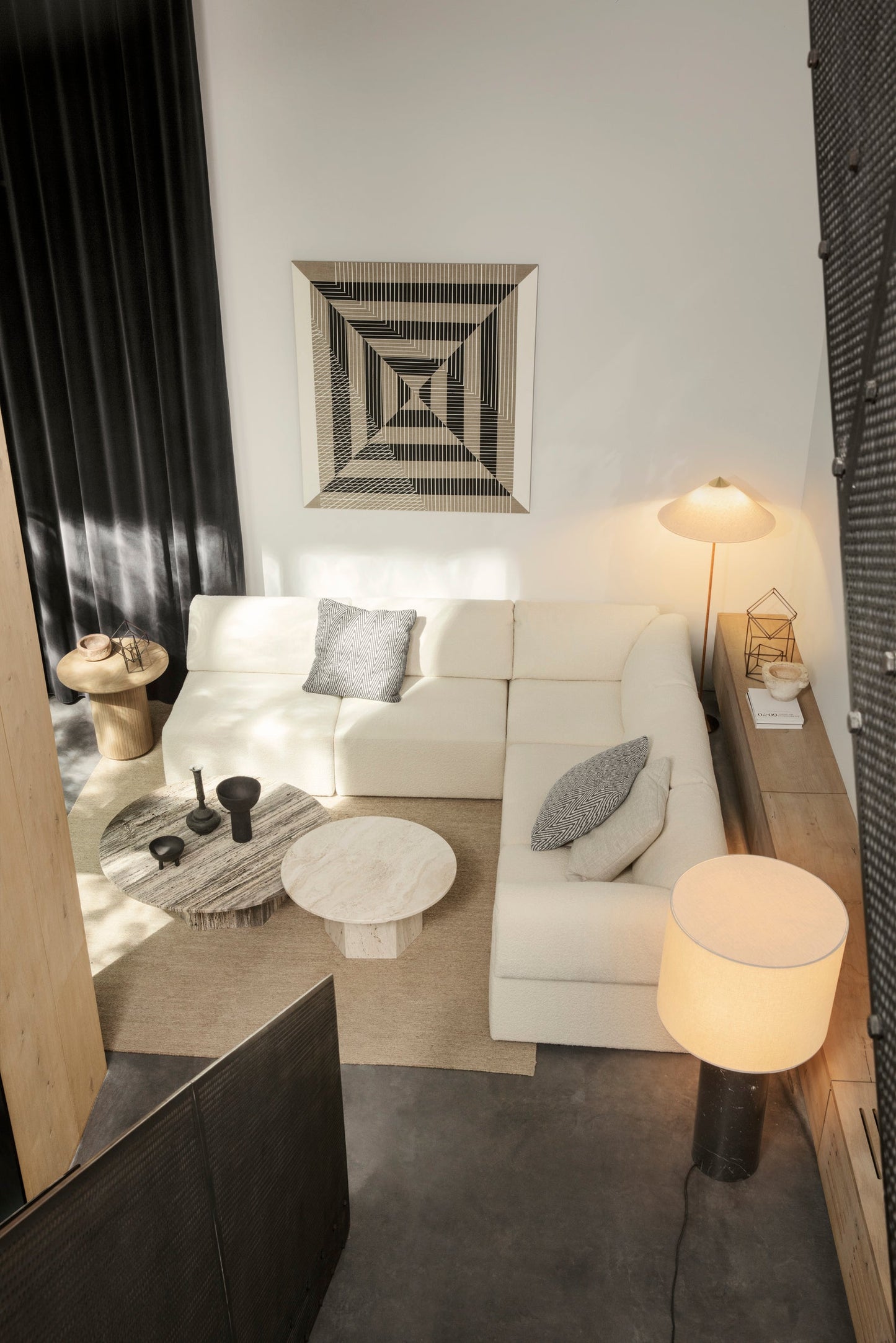 Epic Coffee Table - White Travertine, Ø80