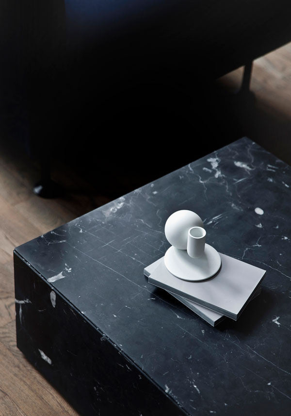 Plinth Low, Sort Marmor
