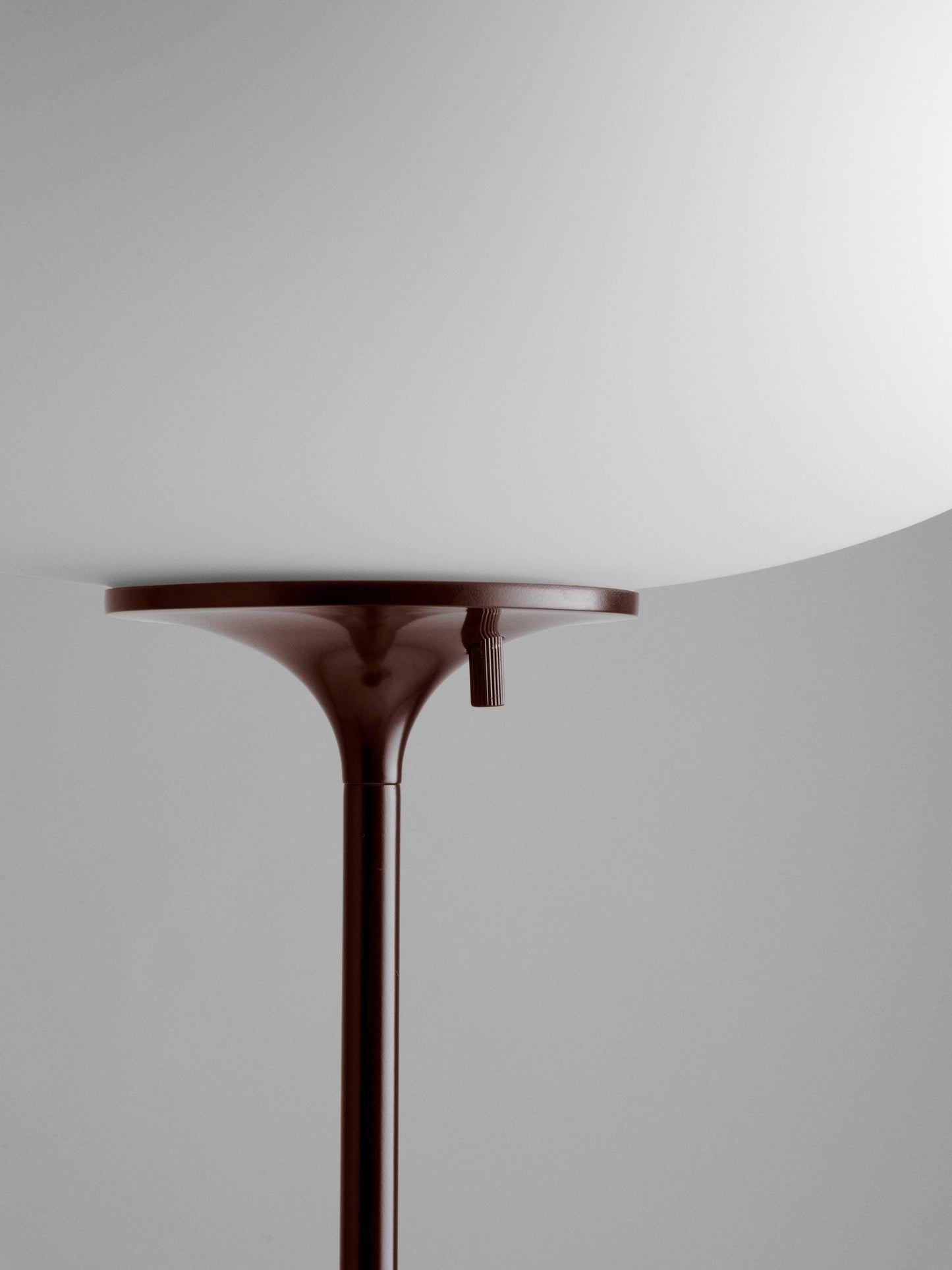 Stemlite Floor Lamp - H150, Black Red