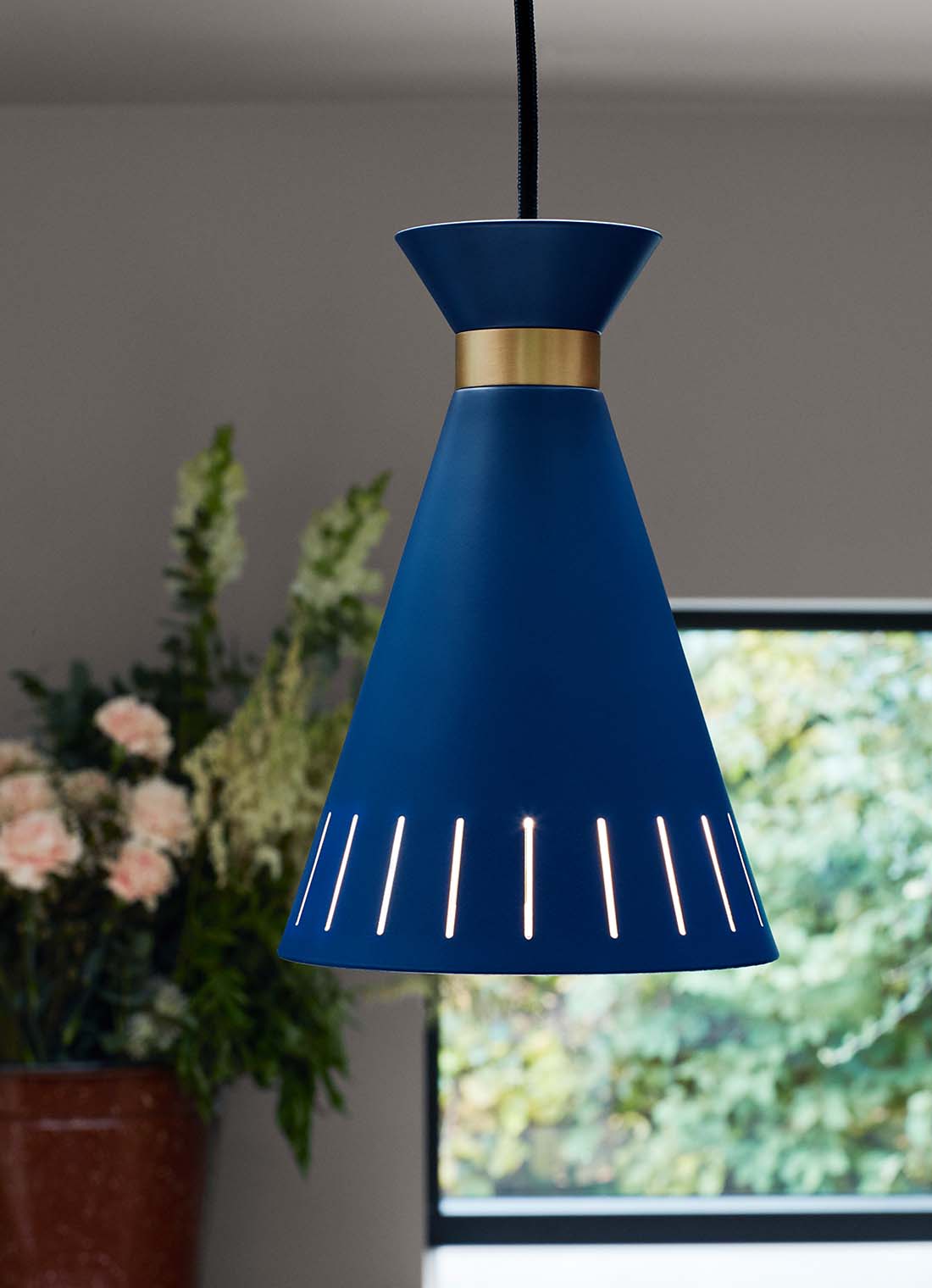 Cone pendant, Azure blue