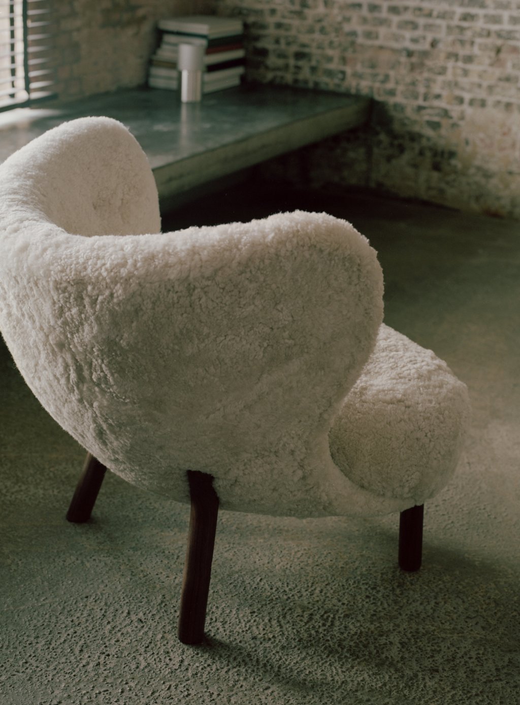 Lille Petra - VB1, Walnut/Sheep Moonlight