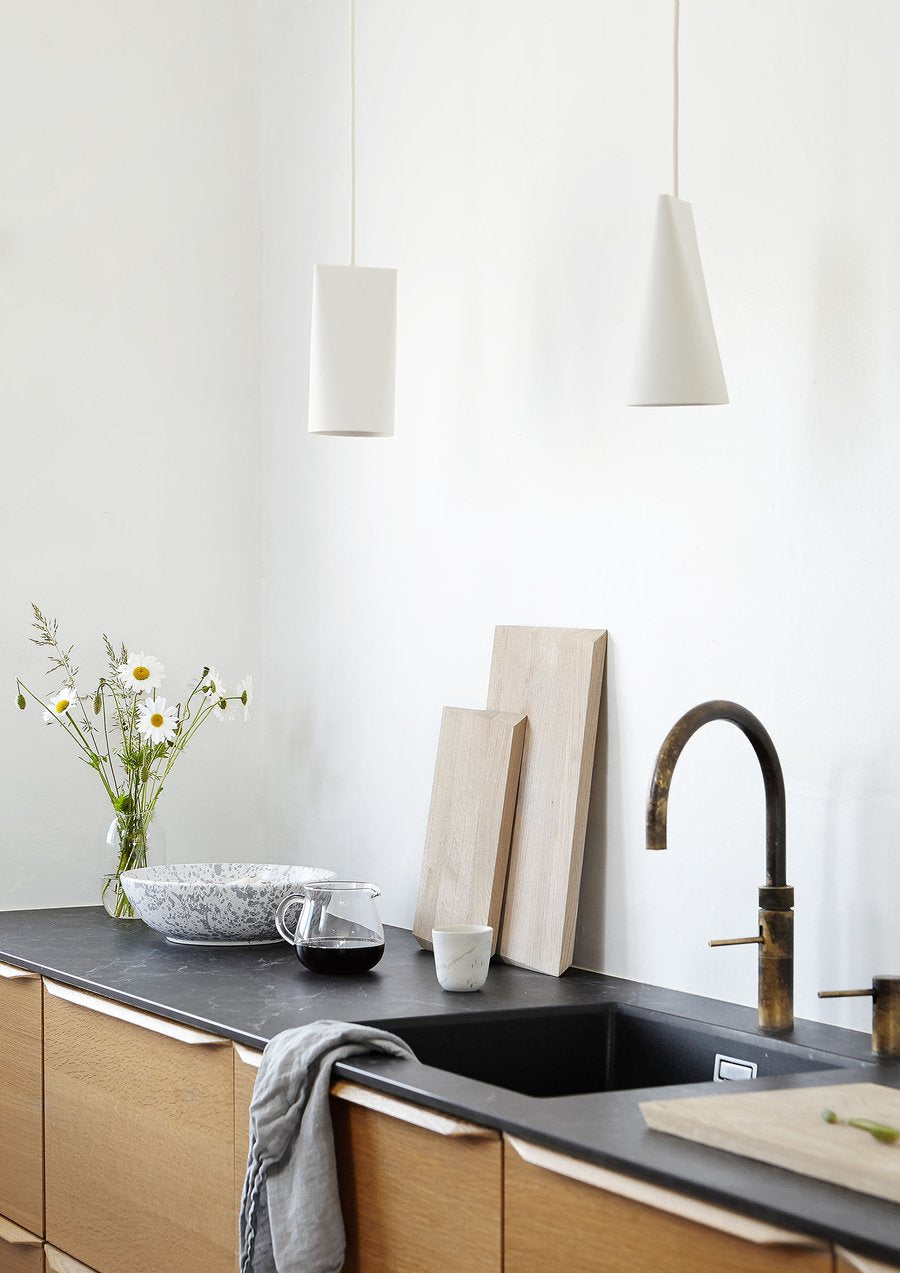 Ceramic Pendant Narrow, Light Grey