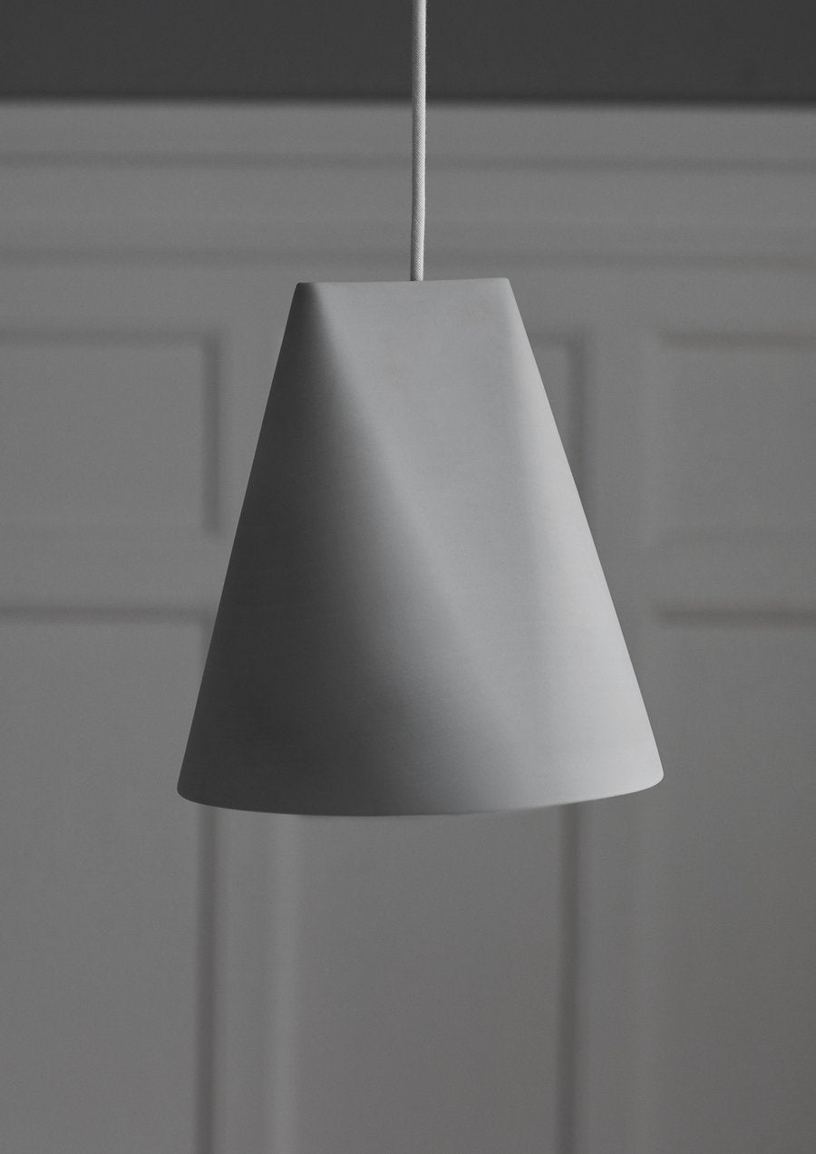 Ceramic Pendant Wide, Light Grey
