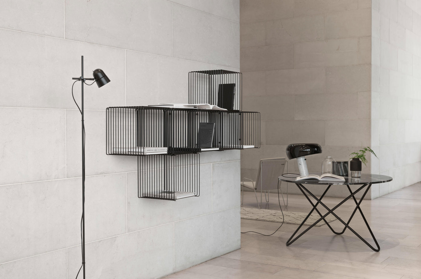 Panton Wire, Black