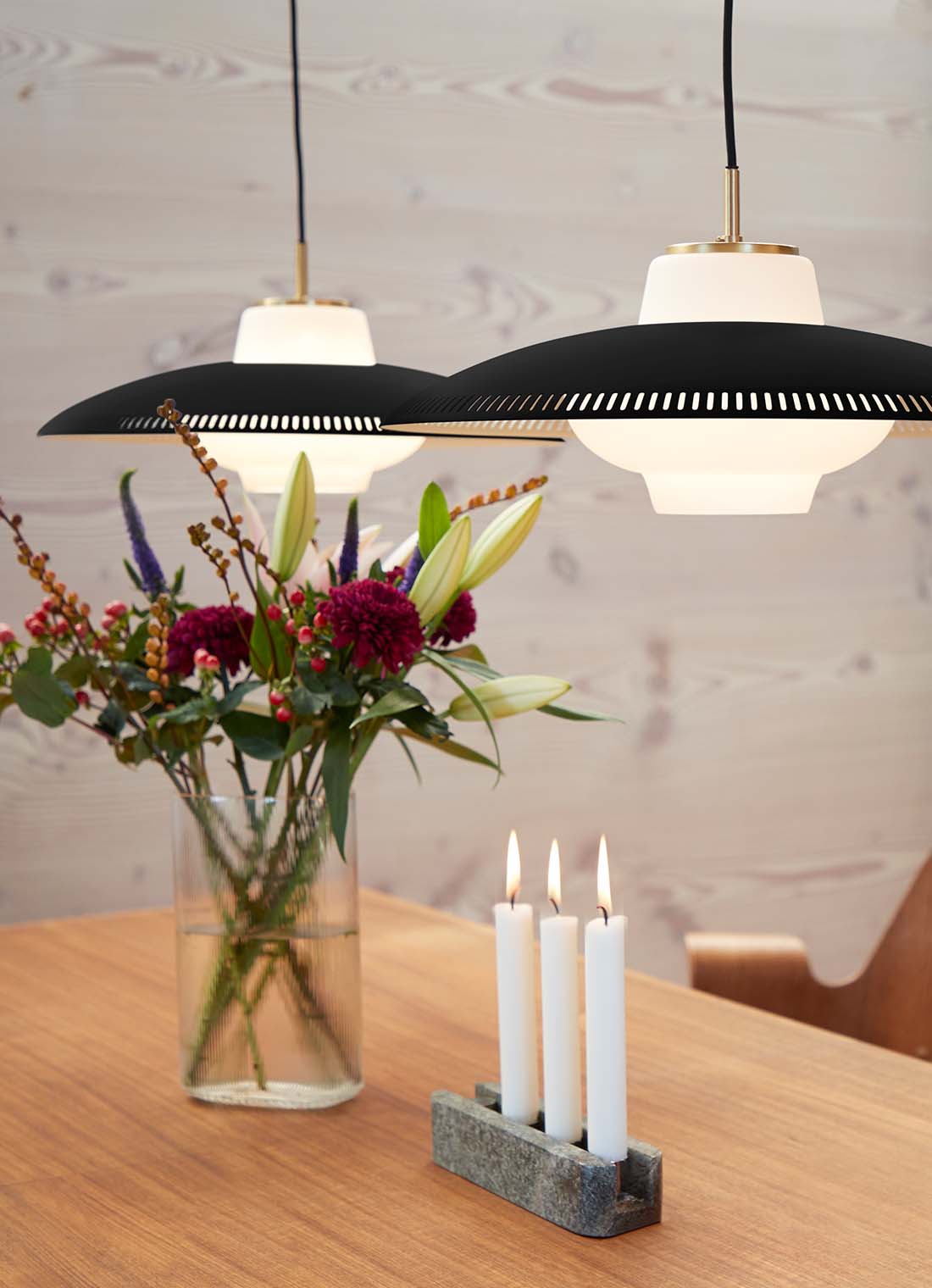Opal Shade pendant, Black noir