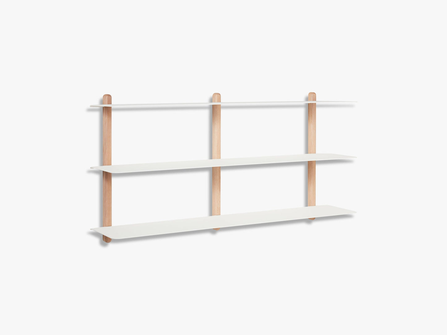 Nivo hylde stor D, Lys eg/hvid