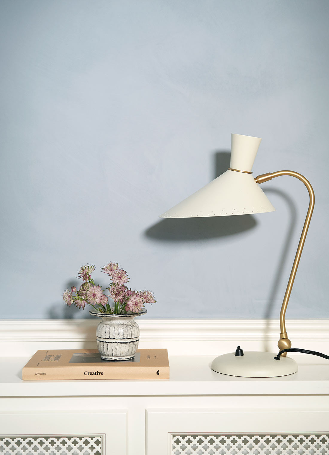 Bloom Table Lamp, Warm white