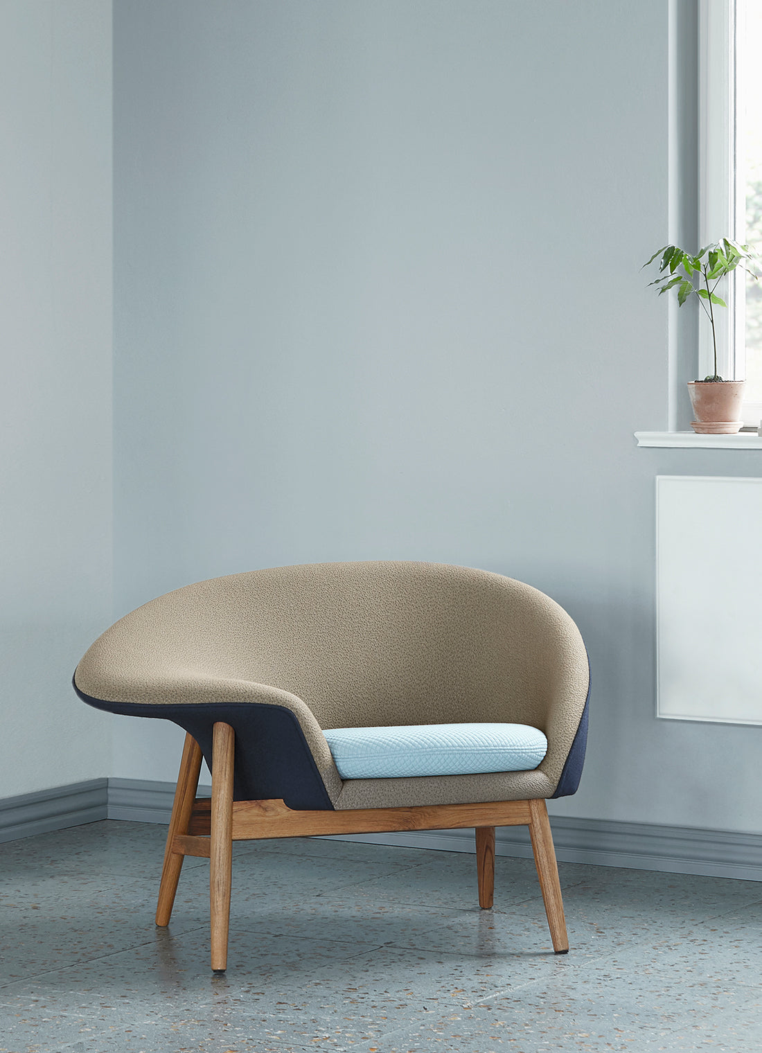 Fried Egg L, Hero 791/Sprinkles 274/Mosaic 722