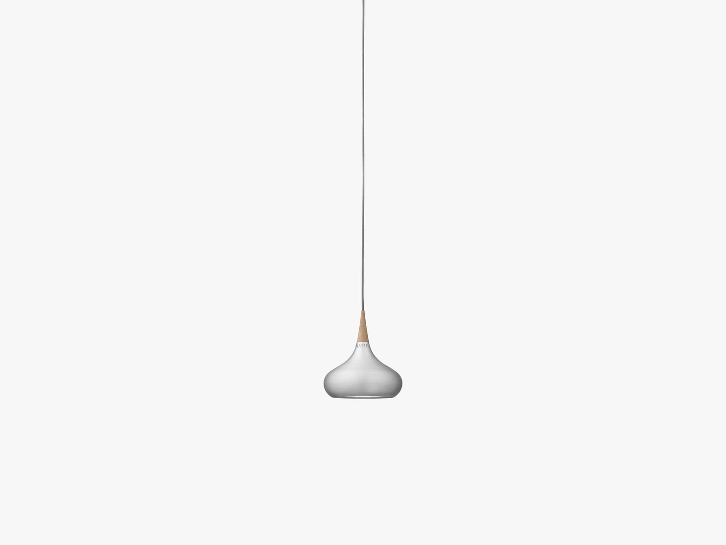 Orient™ P1, Aluminium/Oak