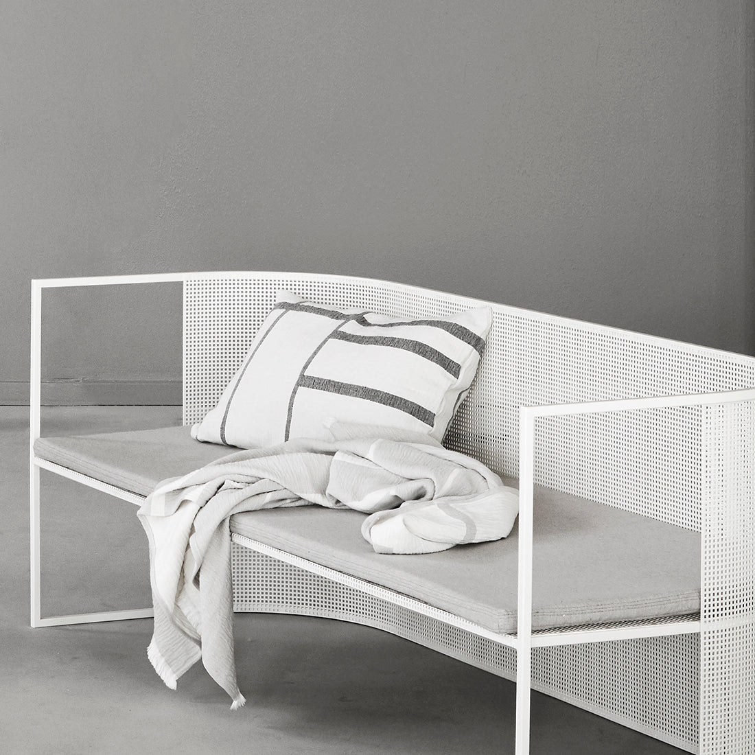 Cushion Outdoor - Bauhaus Lounge Bench, Beige