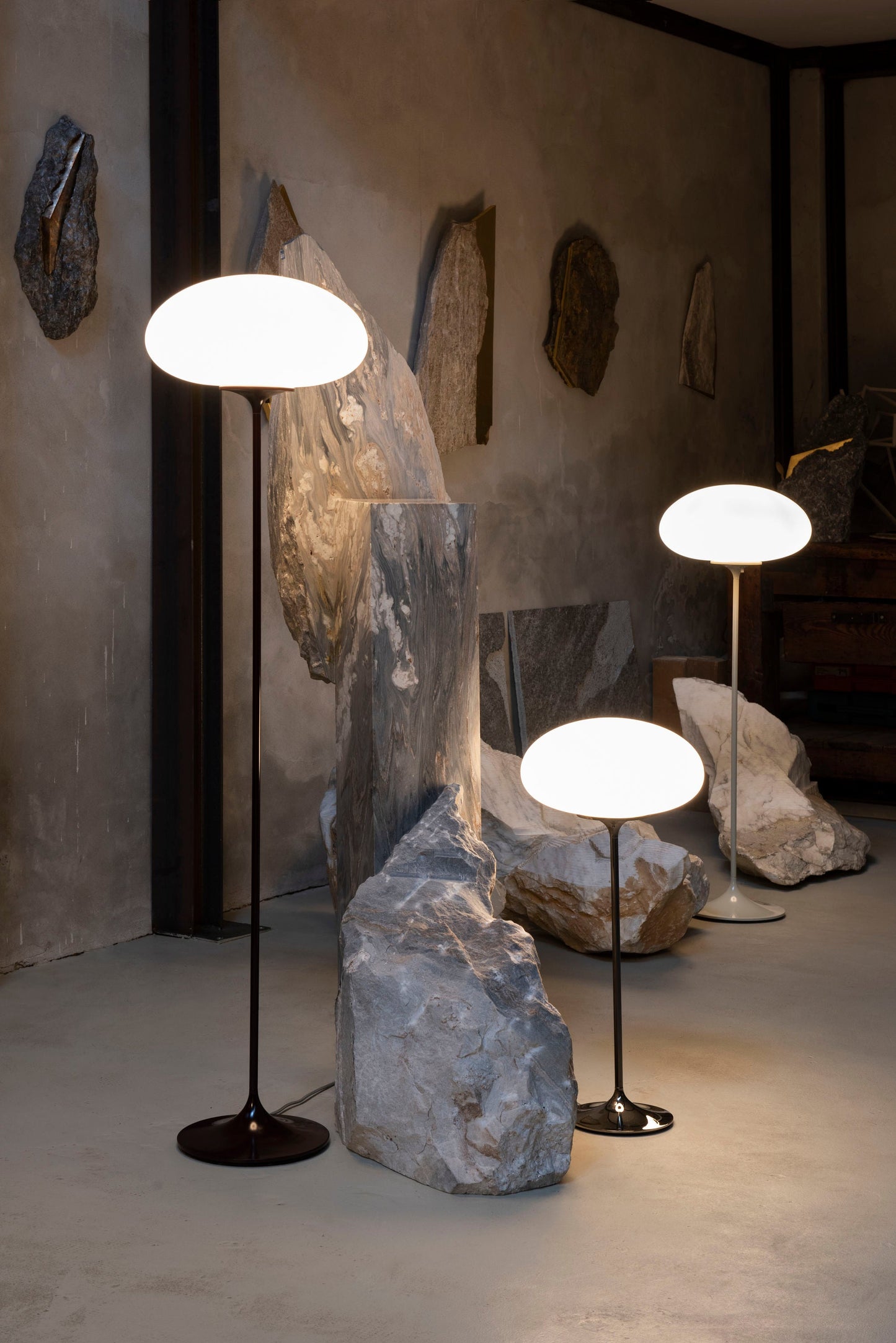 Stemlite Floor Lamp - H150, Pebble Grey