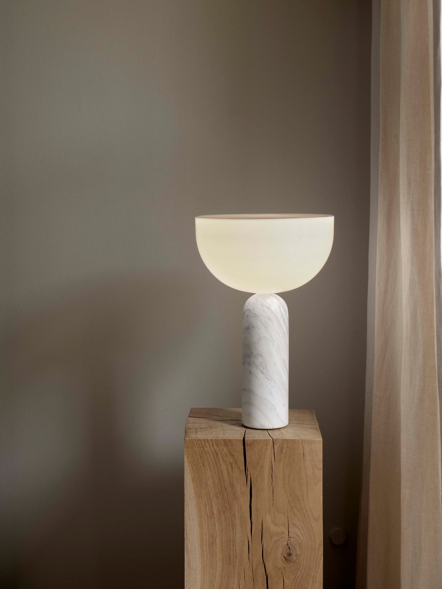 Kizu Table Lamp, White Marble, Large