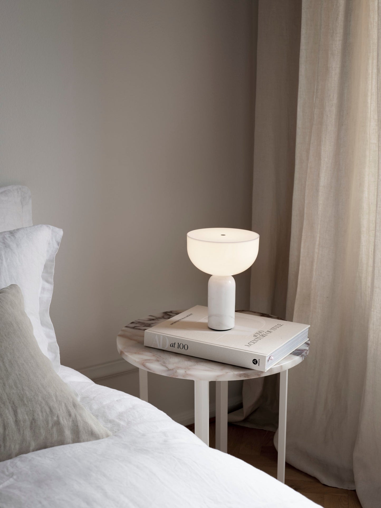 Kizu Table Lamp, White Marble, Small