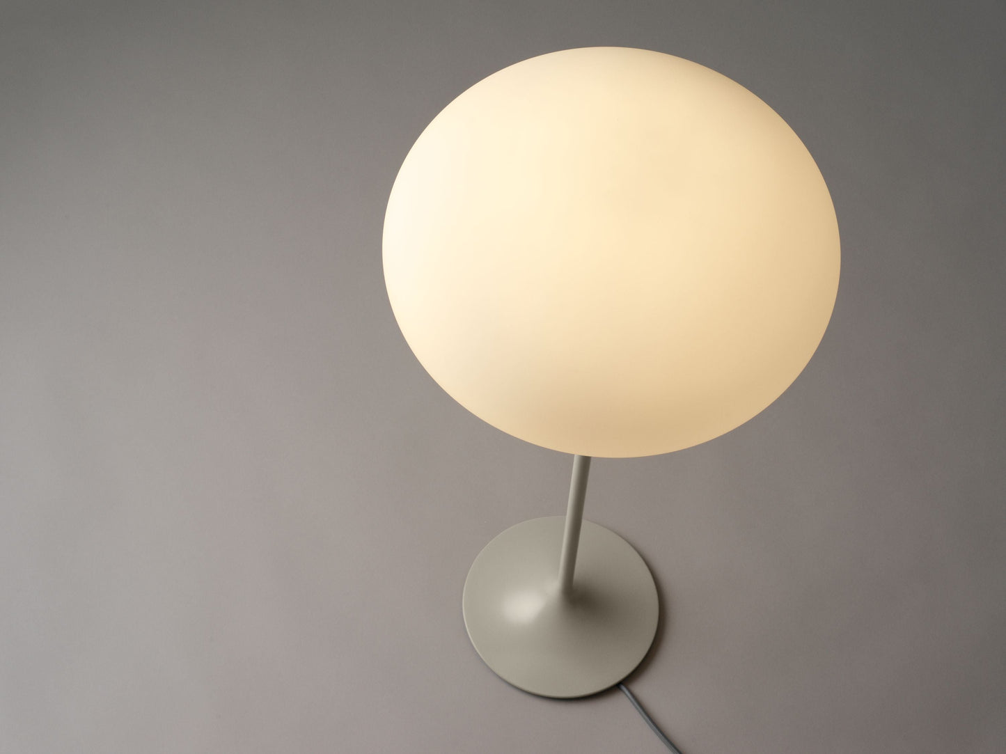 Stemlite Table Lamp - H70, Pebble Grey
