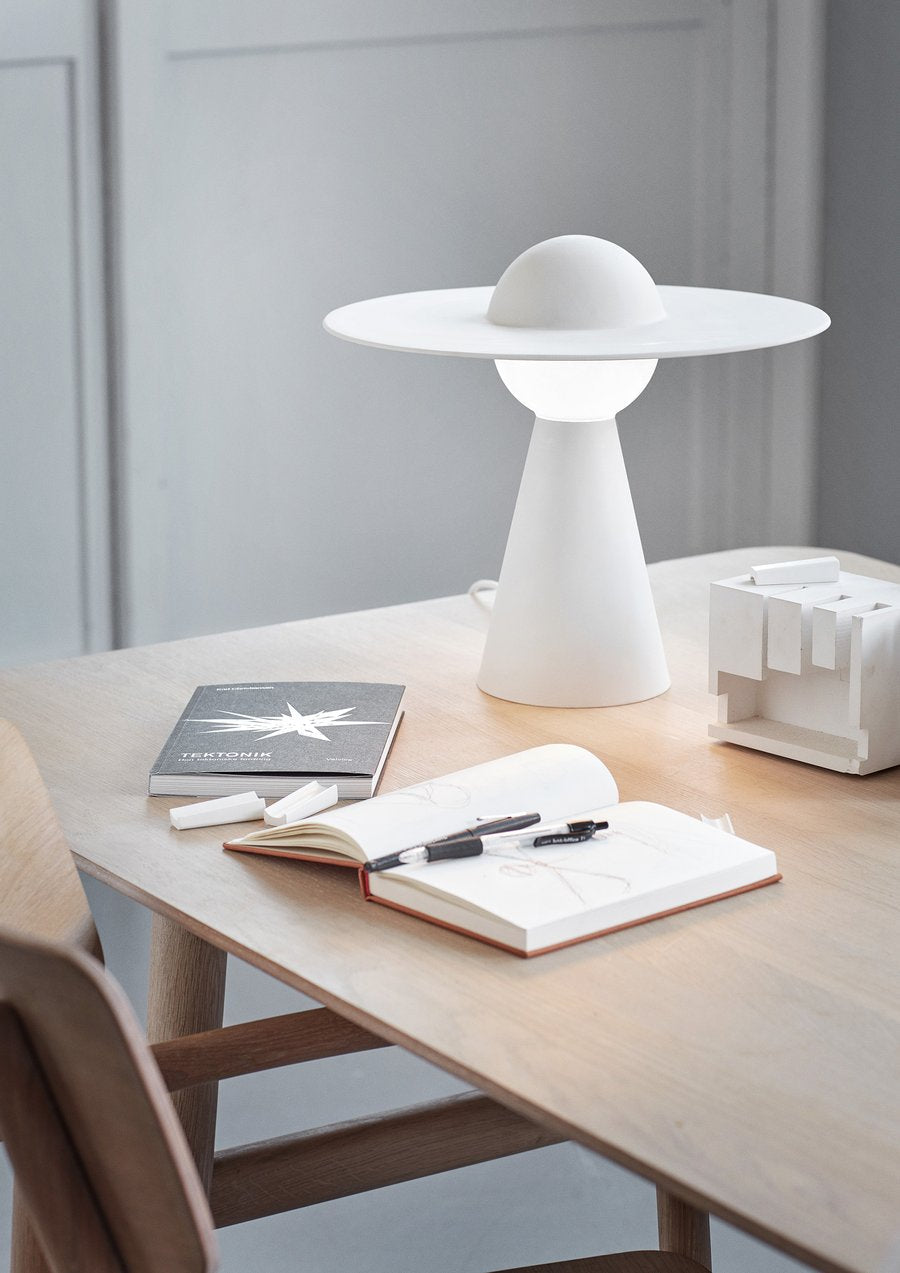 Ceramic Table Lamp, White